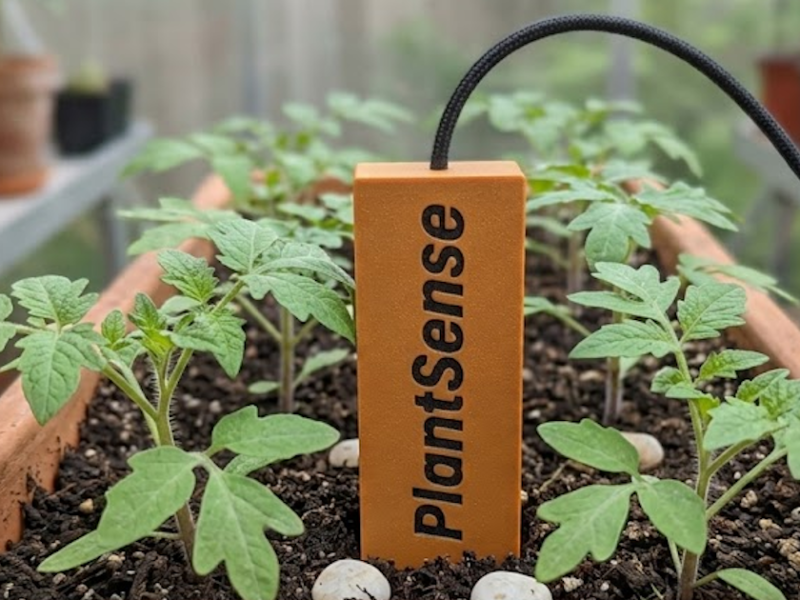 One per pot with PlantSense